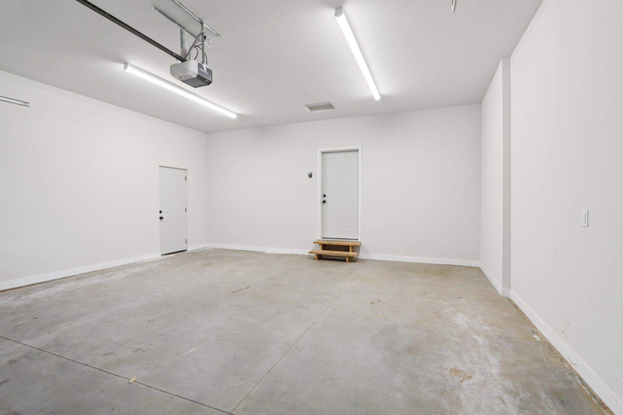 127 East Franklin Street Portage, WI 53901 - Photo 35 of 68