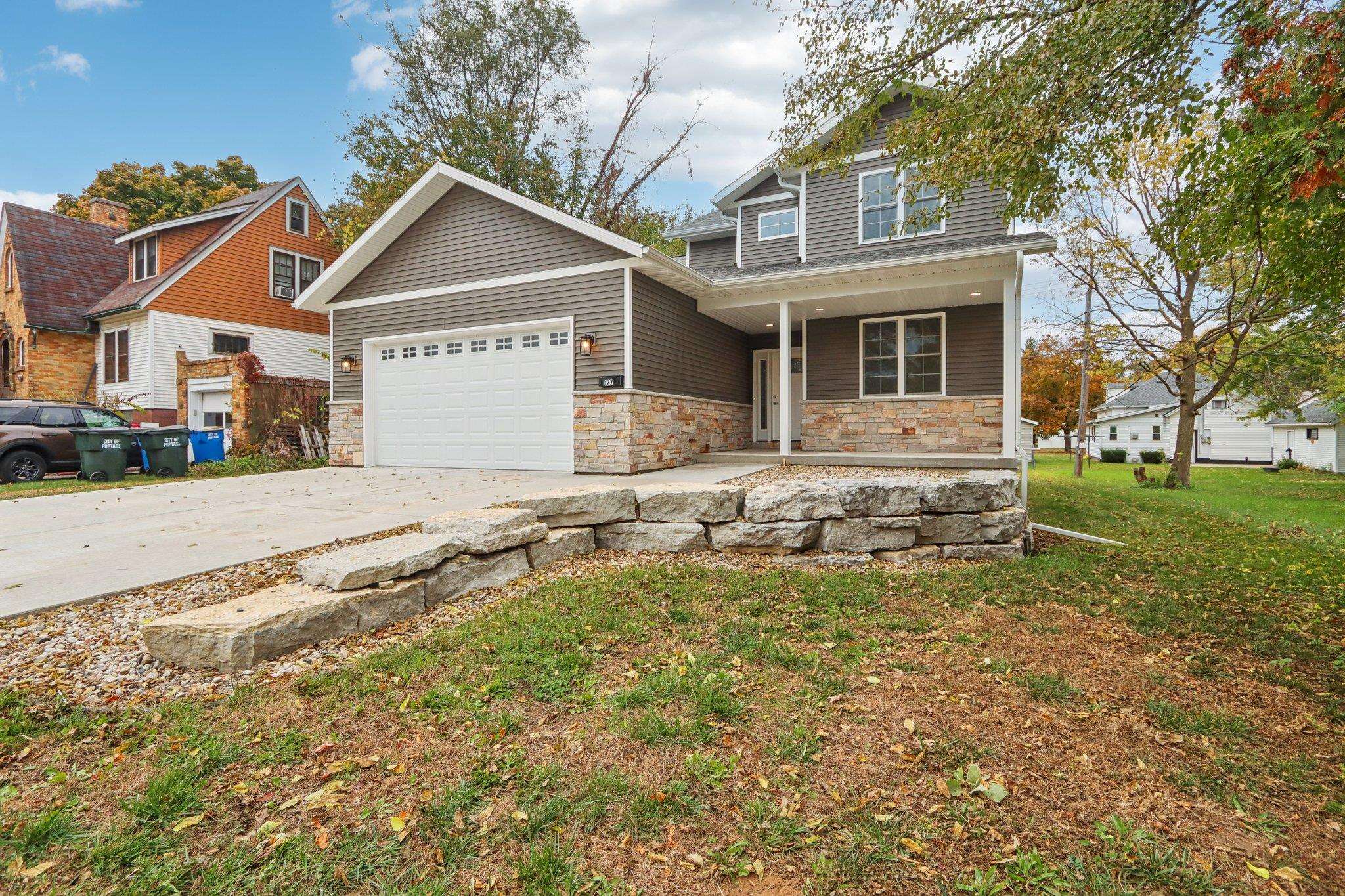 127 East Franklin Street Portage, WI 53901 - Photo 4 of 68