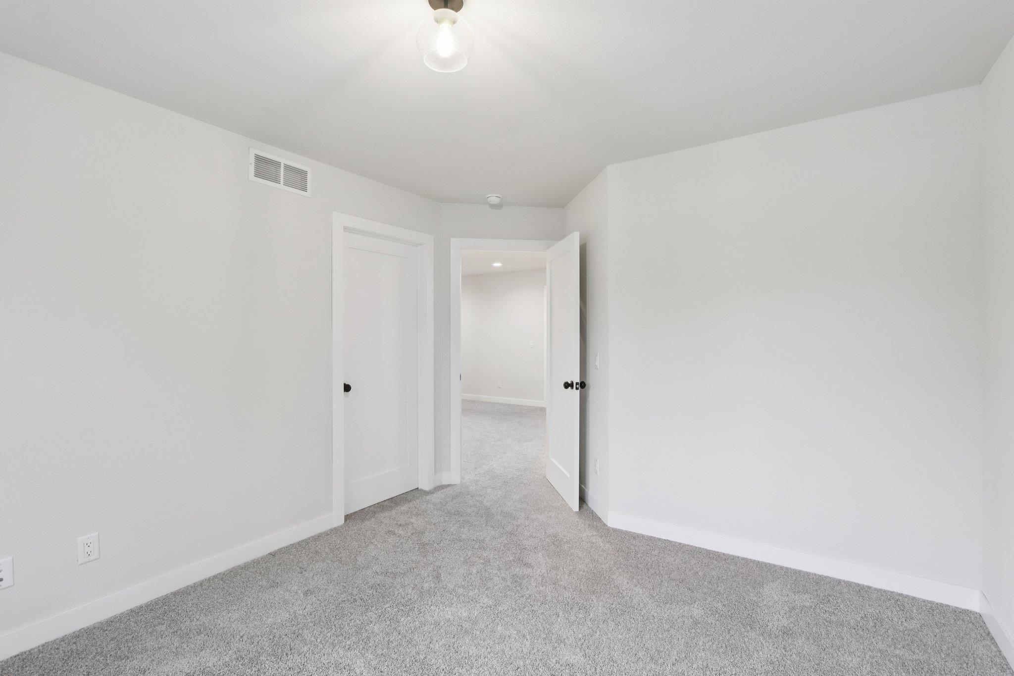 127 East Franklin Street Portage, WI 53901 - Photo 46 of 68