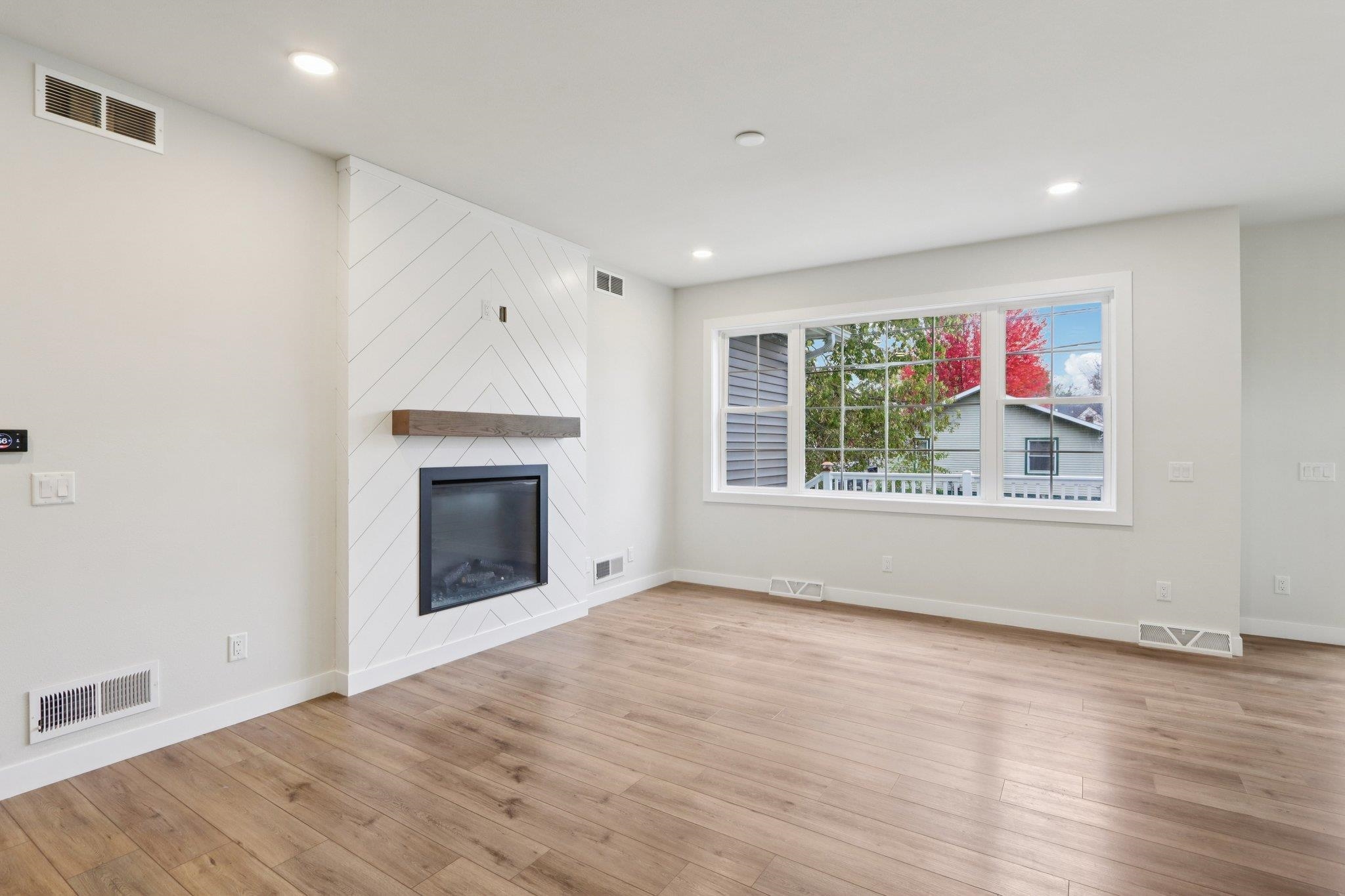 127 East Franklin Street Portage, WI 53901 - Photo 7 of 68