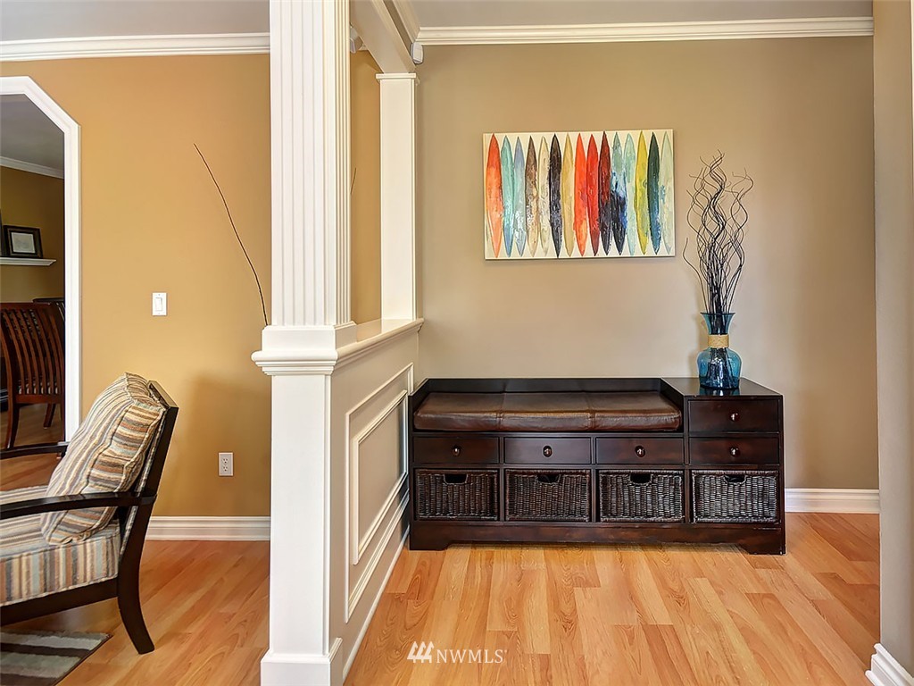 612 213th Street Southwest Bothell, WA 98021 - Photo 2 of 25
