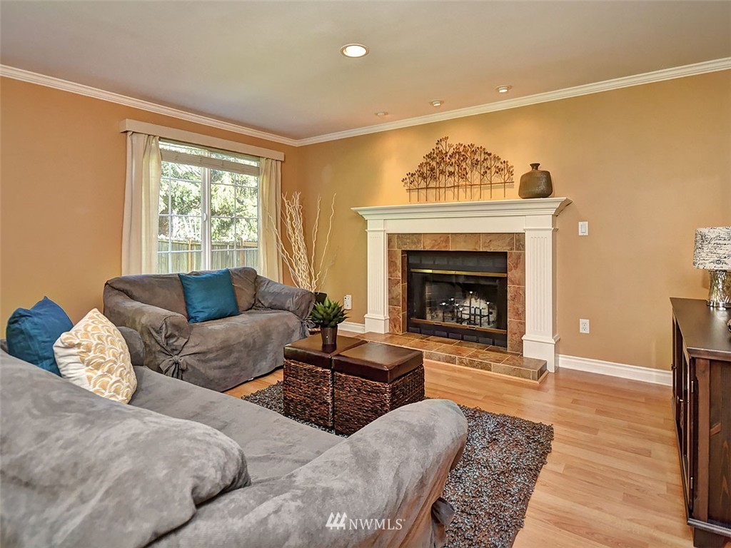 612 213th Street Southwest Bothell, WA 98021 - Photo 11 of 25
