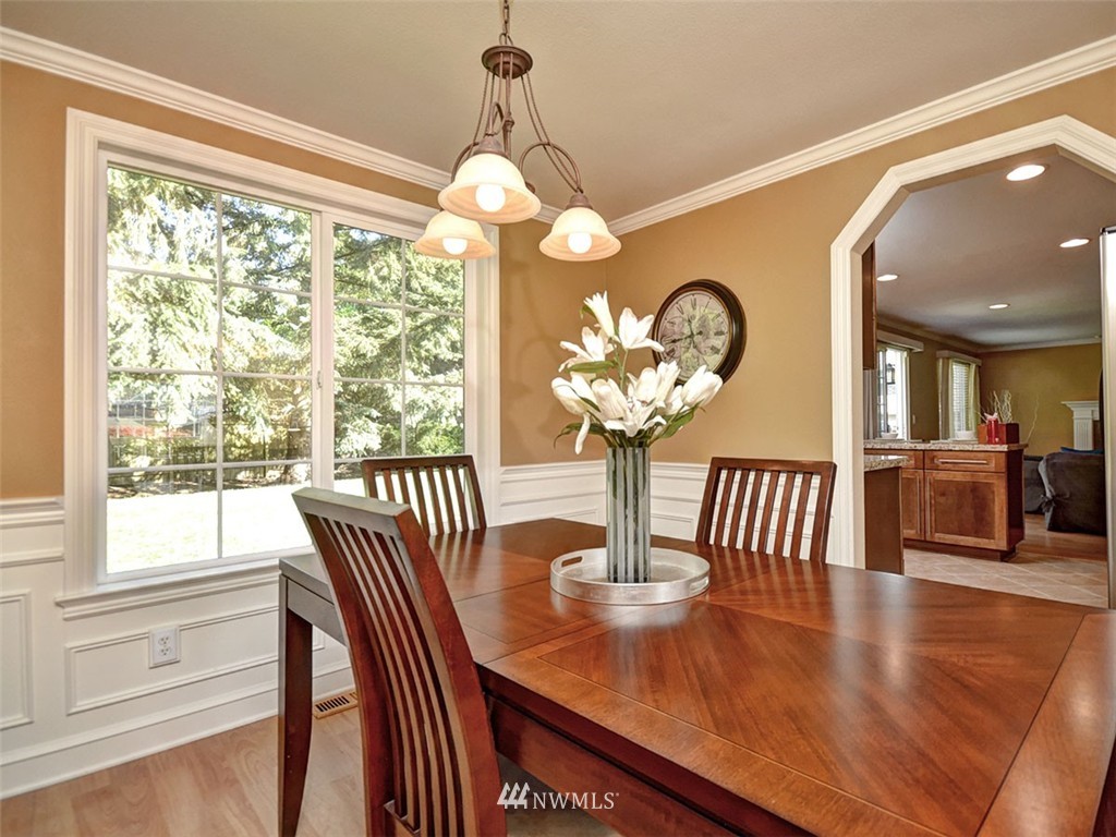 612 213th Street Southwest Bothell, WA 98021 - Photo 6 of 25