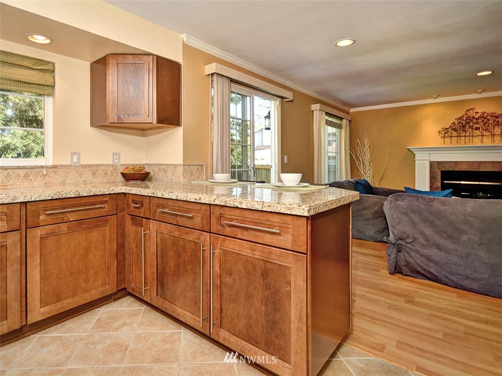 612 213th Street Southwest Bothell, WA 98021 - Photo 10 of 25