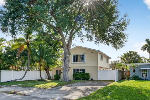 $750,000 | 1503 Northeast 18th Avenue, Fort Lauderdale, FL 33304