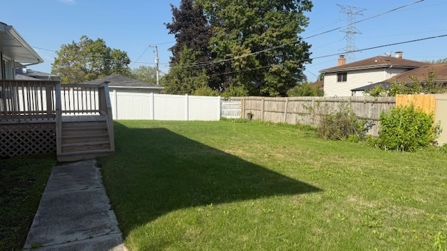 2958 191st Street Lansing, IL 60438 - Photo 20 of 25 a view of backyard with green space