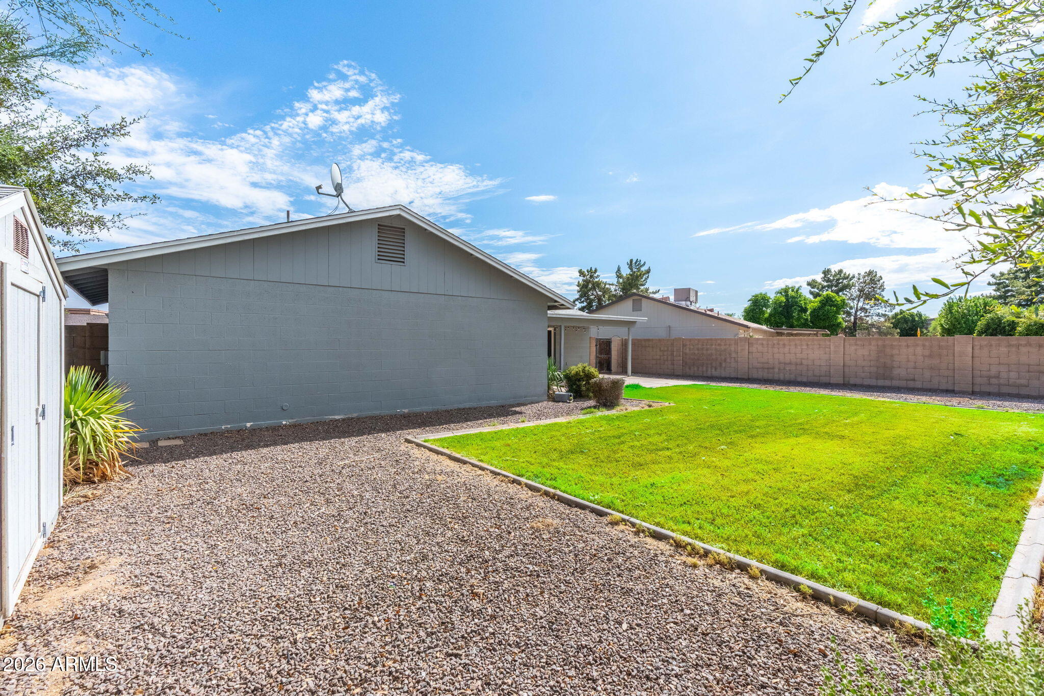 2418 West Calavar Road Phoenix, AZ 85023 - Photo 34 of 34 33-web-or-mls-DSC04962-HDR