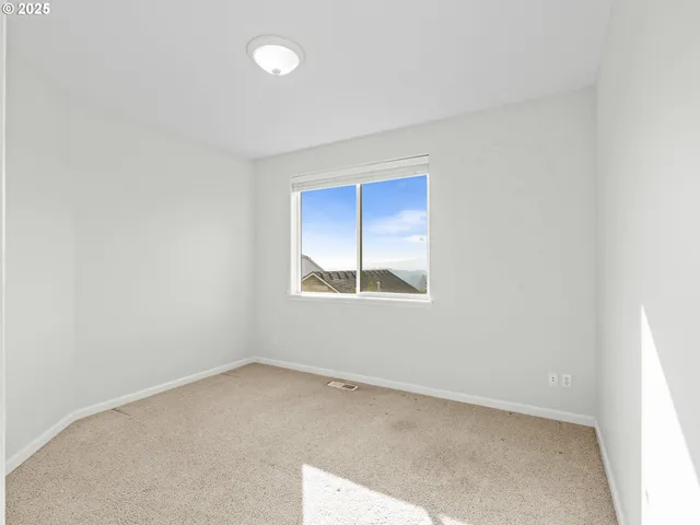 $529,900 | 13622 Southwest Crestline Court, Tigard, OR 97224