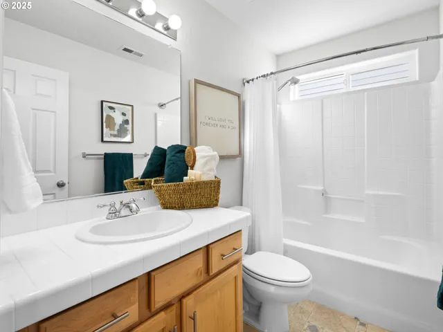 $529,900 | 13622 Southwest Crestline Court, Tigard, OR 97224