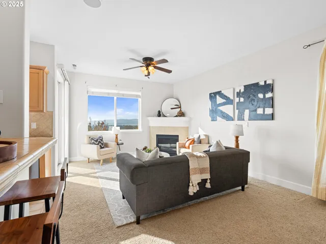 $529,900 | 13622 Southwest Crestline Court, Tigard, OR 97224