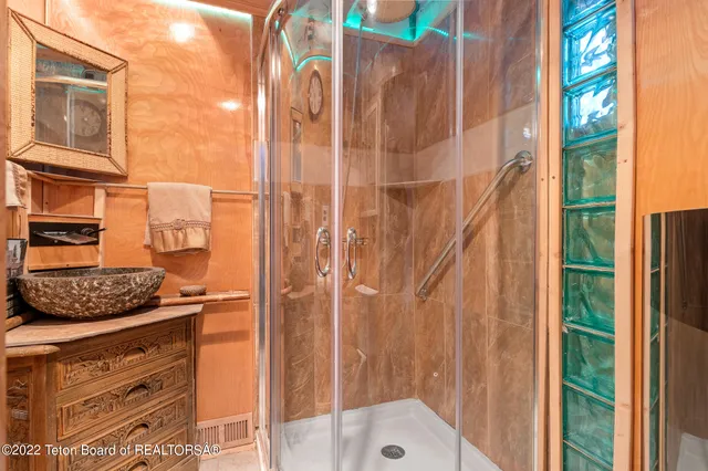 $2,150,000 | 645 South Glenwood Street, Jackson, WY 83001