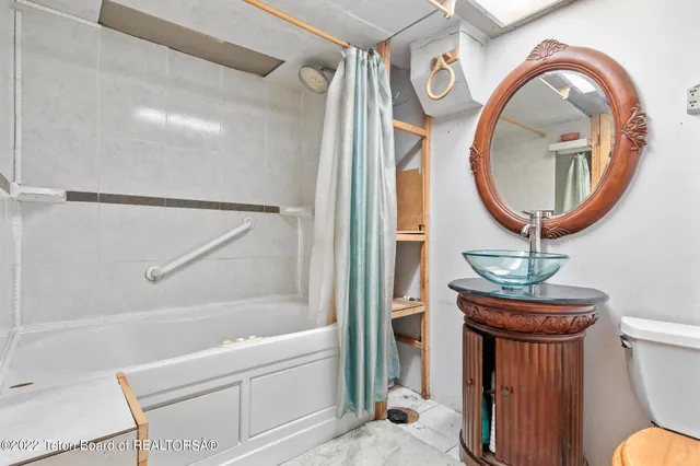 $2,150,000 | 645 South Glenwood Street, Jackson, WY 83001