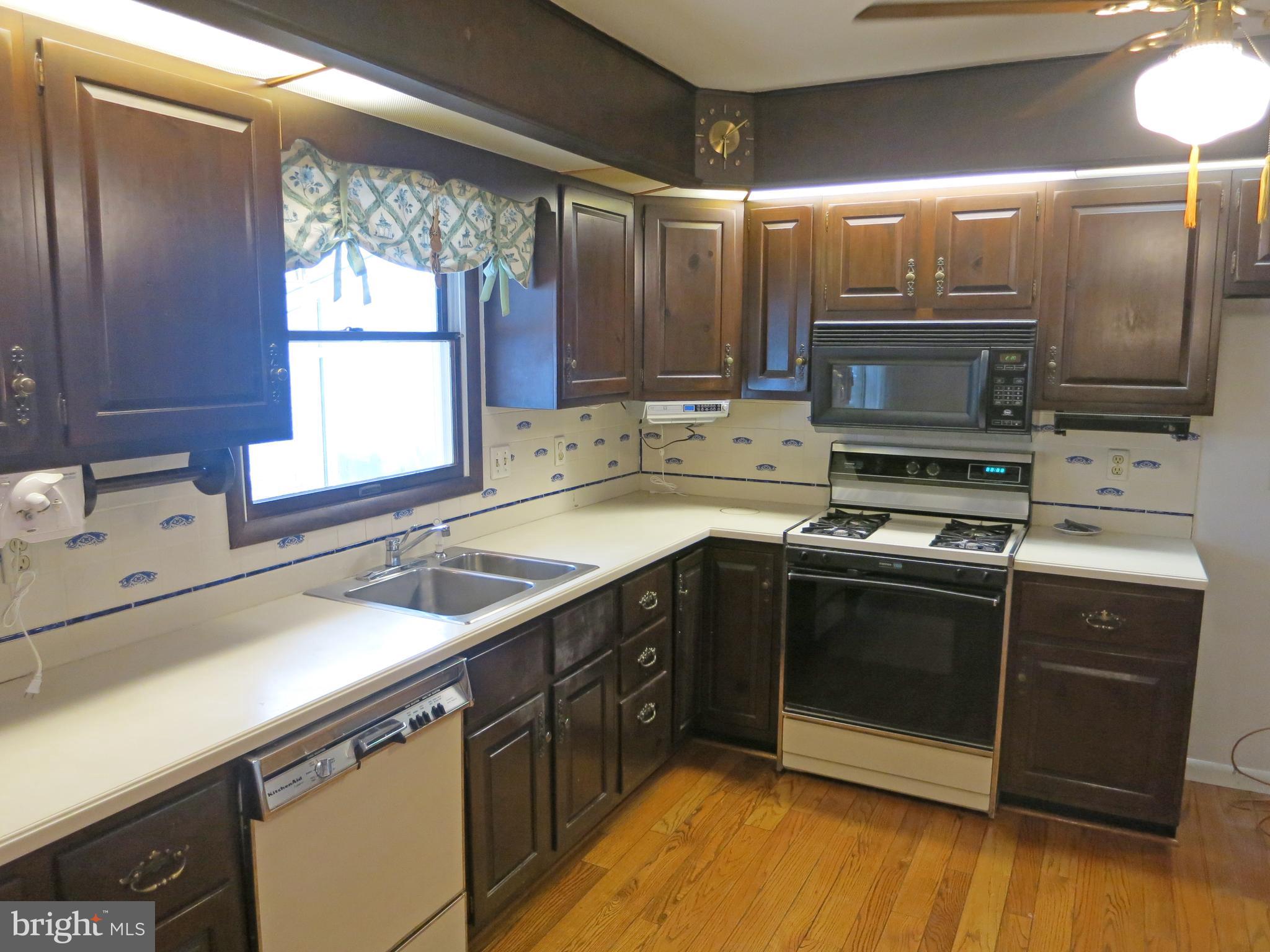 2020 Hill Road Reading, PA 19602 - Photo 3 of 15