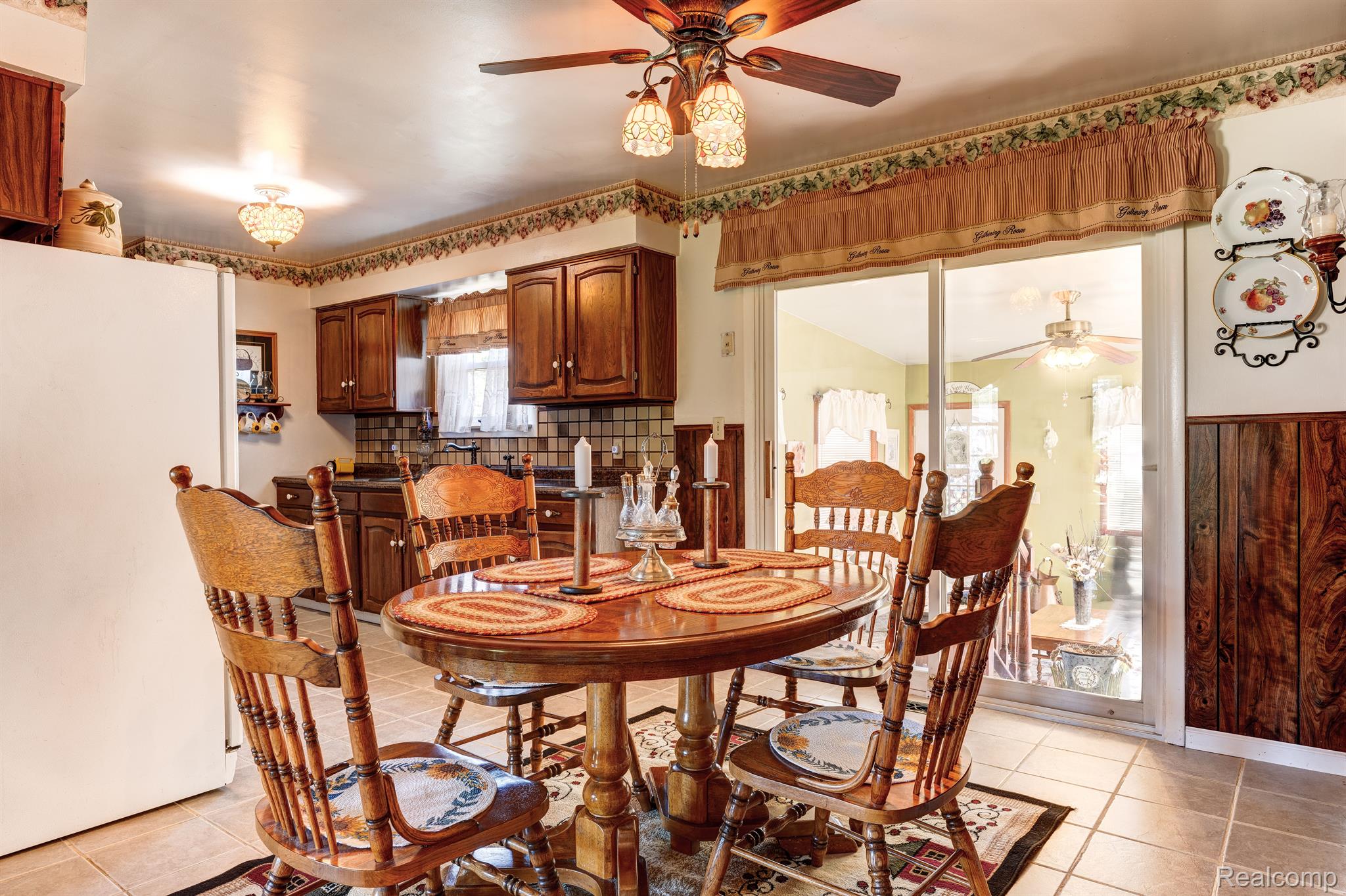7415 West Mount Morris Road Flushing, MI 48433 - Photo 8 of 26 DINING ROOM