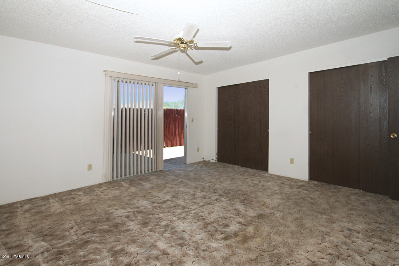 818 South Pantano Road Tucson, AZ 85710 - Photo 9 of 16 Gallery Image 9
