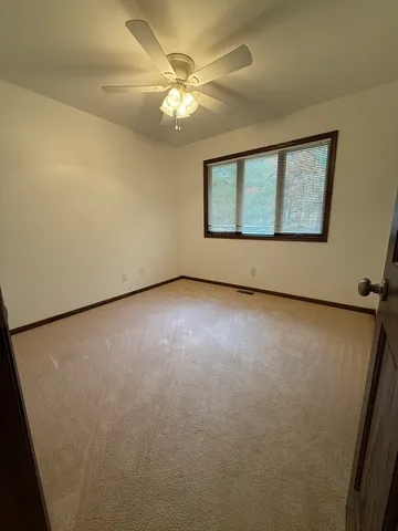 $2,150 | 532 West Street, Unit 10, Lockport, IL 60441