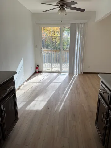 $2,150 | 532 West Street, Unit 10, Lockport, IL 60441