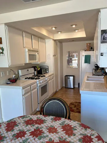 $4,200 | 72739 Jack Kramer Lane, Palm Desert, CA 92260