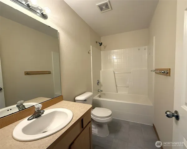 $2,995 | 3229 135th Place Southeast, Mill Creek, WA 98012