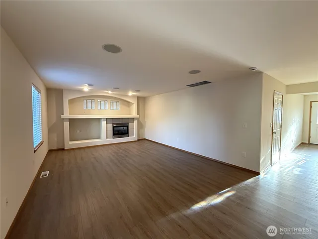 $2,995 | 3229 135th Place Southeast, Mill Creek, WA 98012