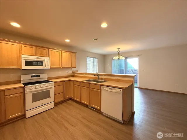 $2,995 | 3229 135th Place Southeast, Mill Creek, WA 98012