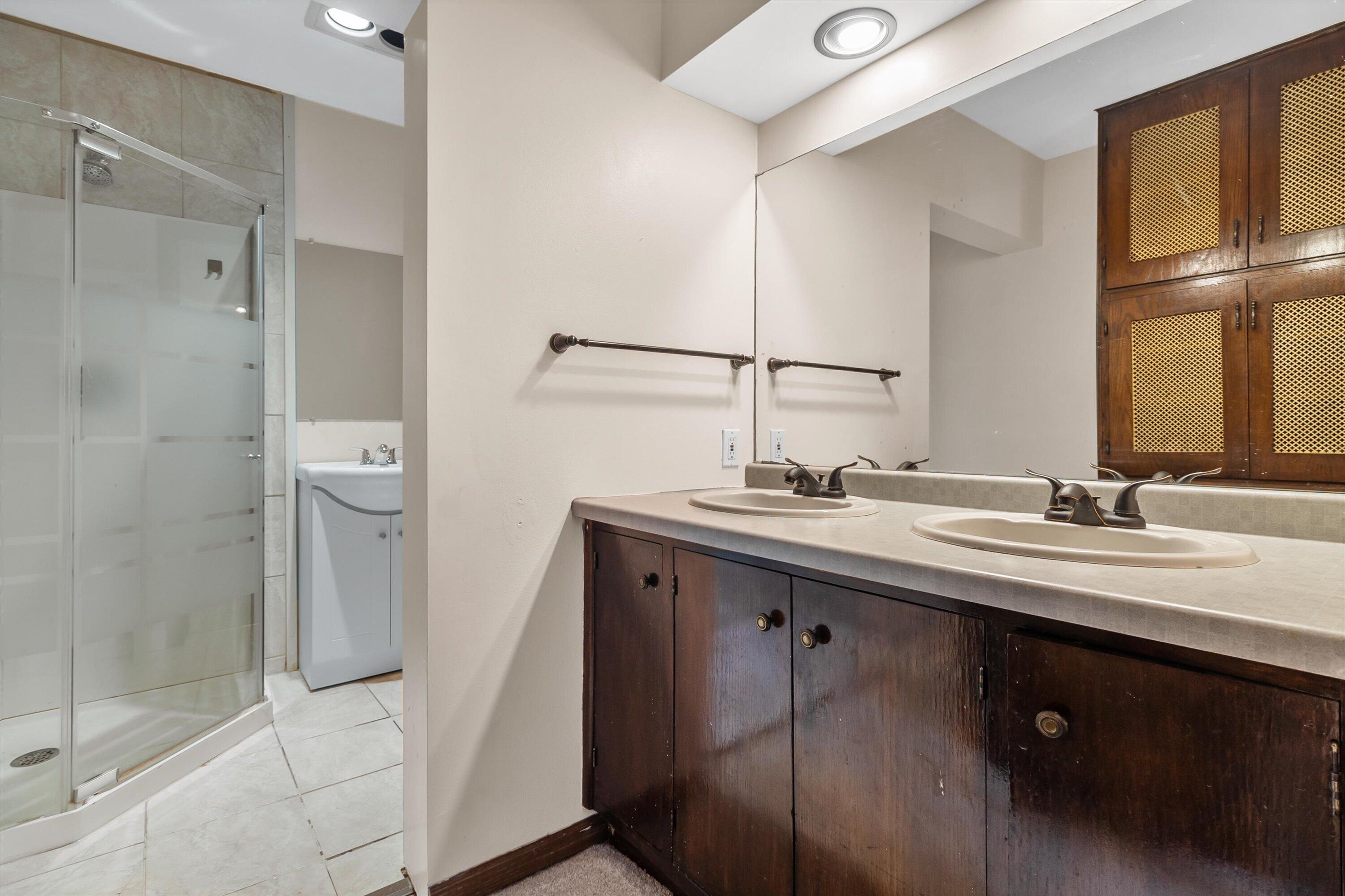 162 North 74th Street Milwaukee, WI 53213 - Photo 19 of 31 32-E6A6568