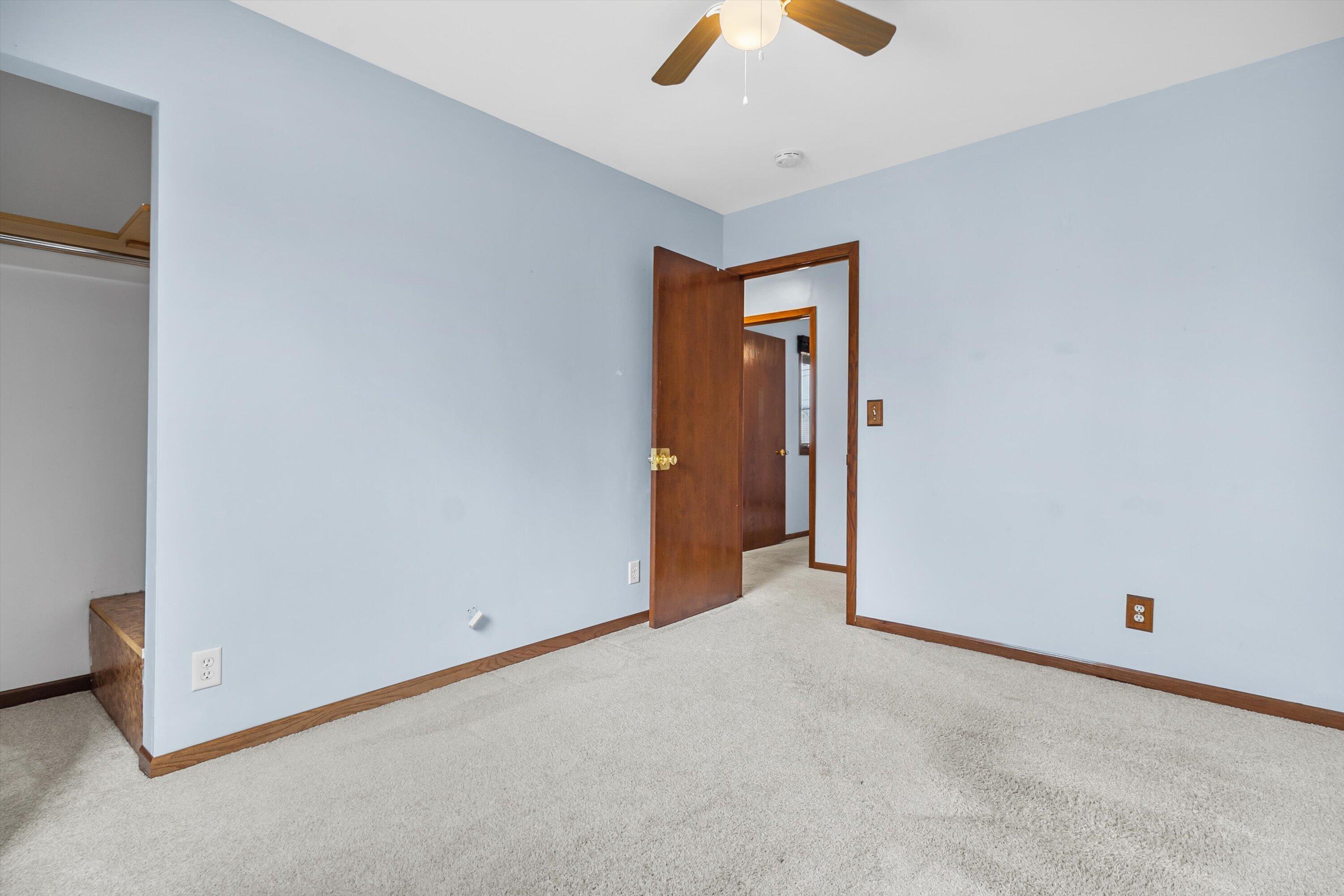 162 North 74th Street Milwaukee, WI 53213 - Photo 24 of 31 27-E6A6547