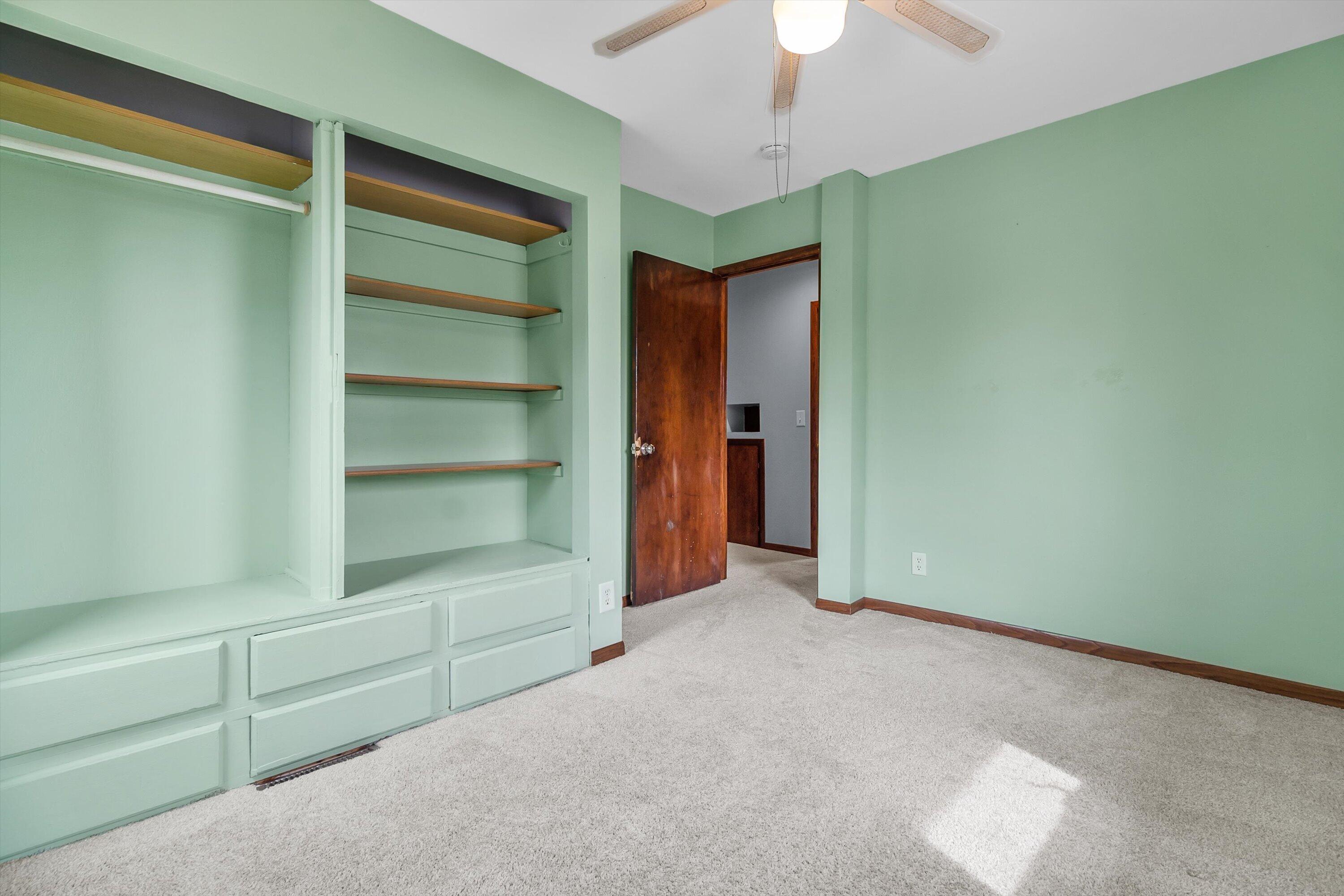 162 North 74th Street Milwaukee, WI 53213 - Photo 26 of 31 29-E6A6556