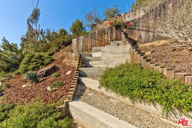 $1,299,000 | 4465 Don Miguel Drive, Los Angeles, CA 90008