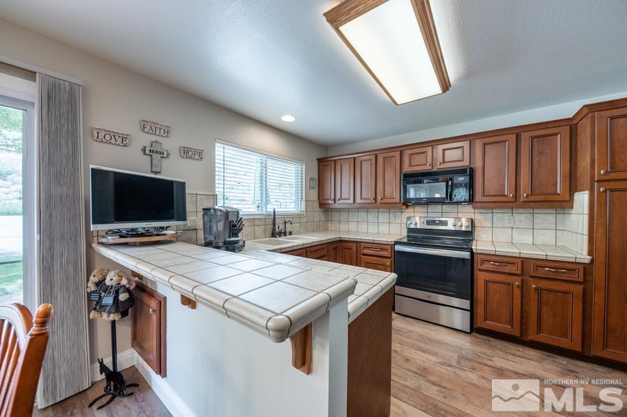 435 Cliff View Drive Reno, NV 89523 - Photo 8 of 33 Photo 8