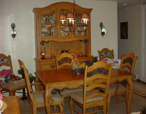 234 Hillendale Road Pittsburgh, PA 15237 - Photo 3 of 8