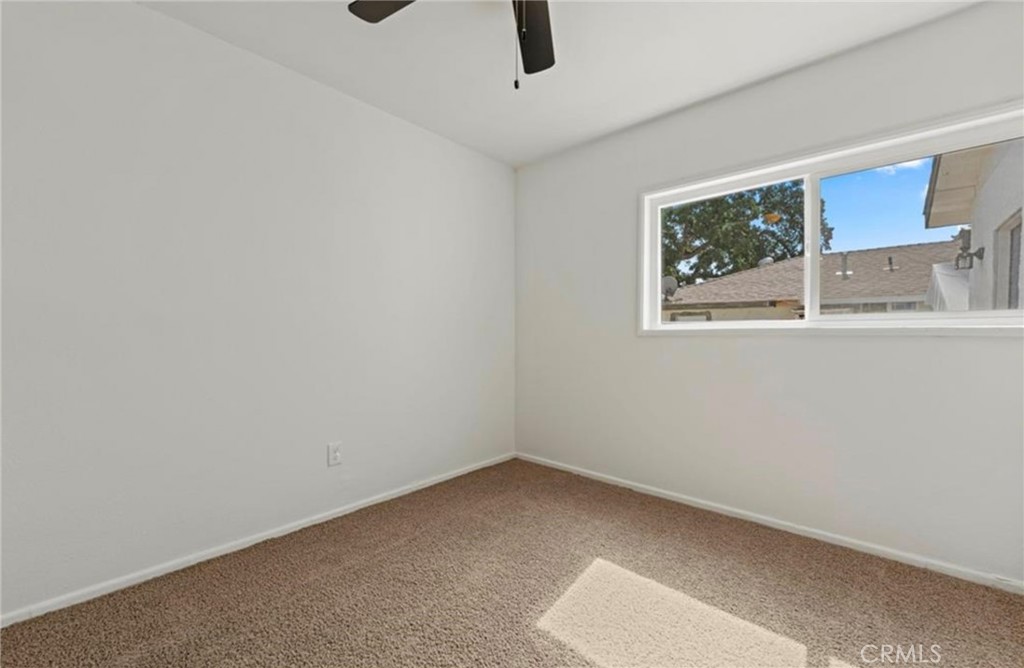 30160 San Martinez Road Castaic, CA 91384 - Photo 14 of 39