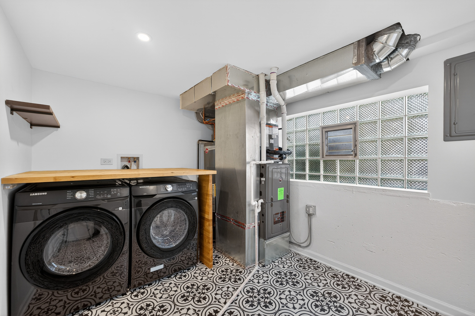 241 East Schick Road Bloomingdale, IL 60108 - Photo 24 of 30 a utility room with dryer and washer
