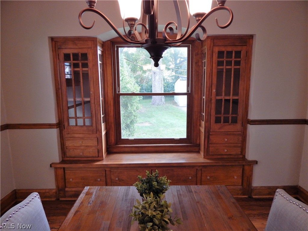7501 Jameson Road Cleveland, OH 44129 - Photo 8 of 25