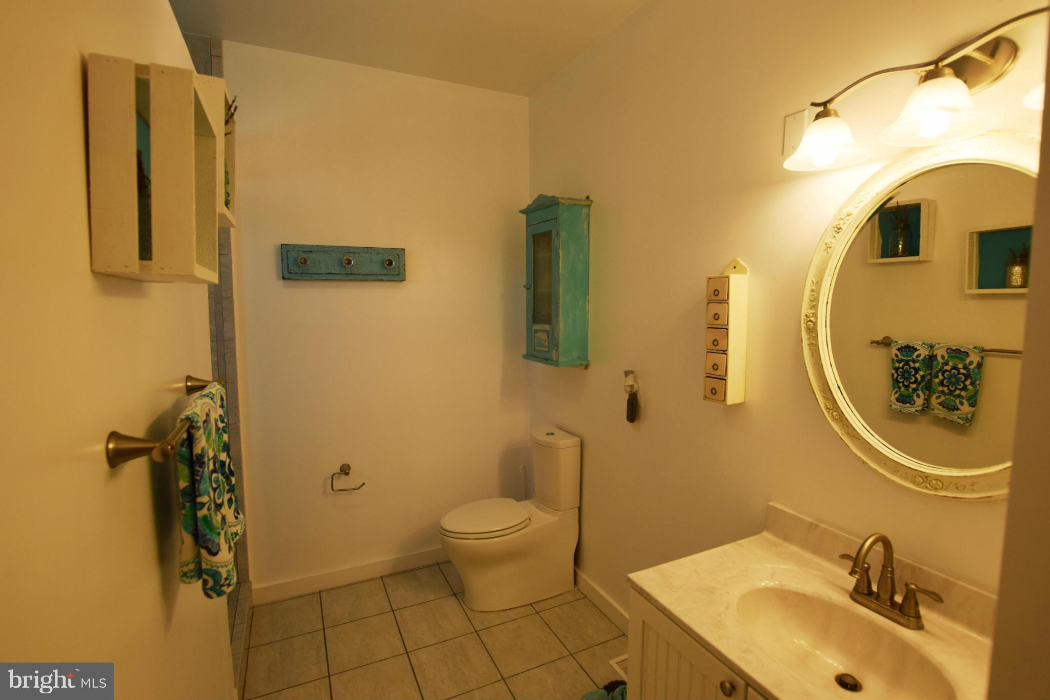 5010 Ten Oaks Road Dayton, MD 21036 - Photo 15 of 29 Vanity