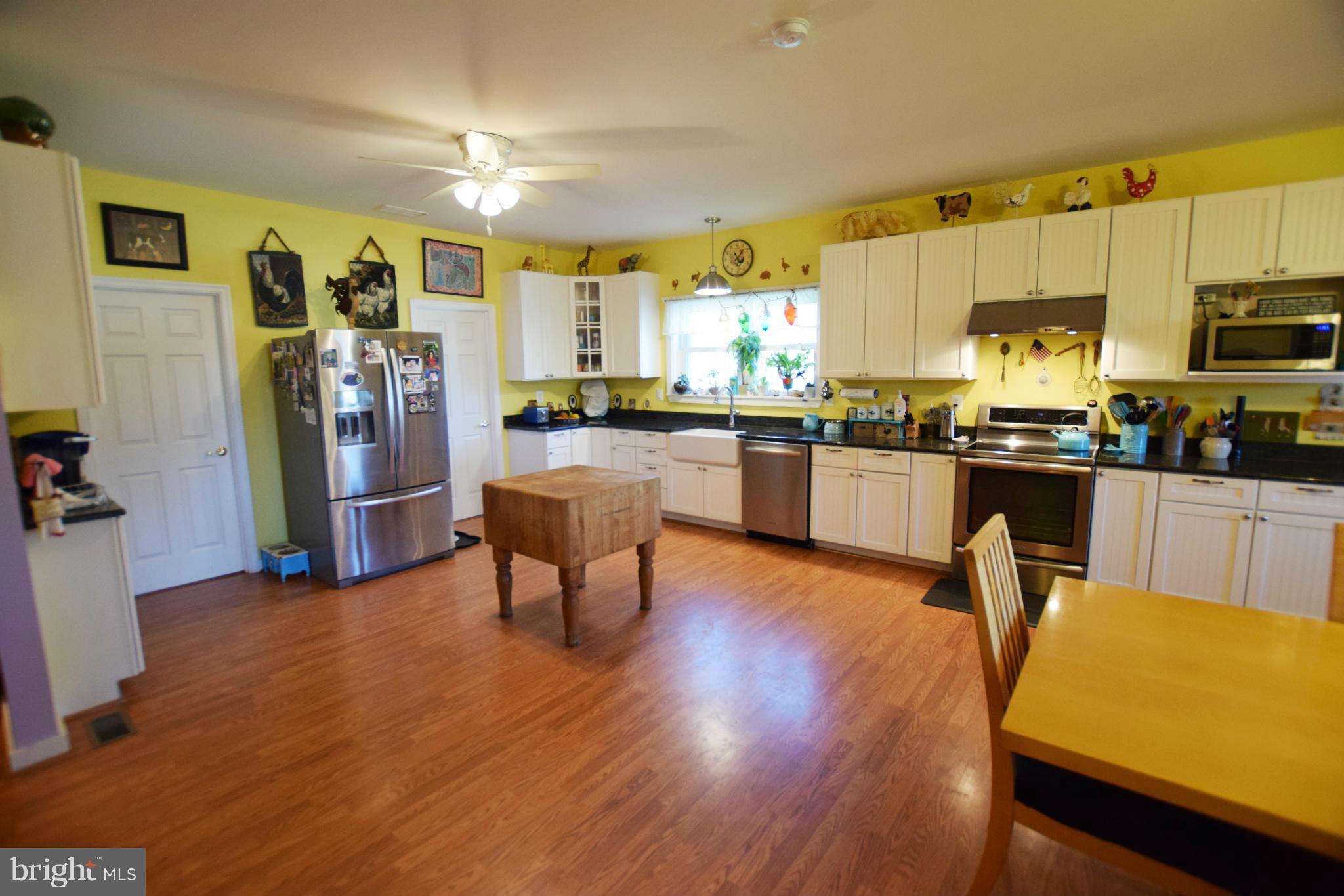 5010 Ten Oaks Road Dayton, MD 21036 - Photo 5 of 29 Kitchen