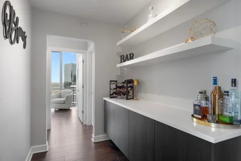 $850,000 | 1201 South Prairie Avenue, Unit 3605, Chicago, IL 60605