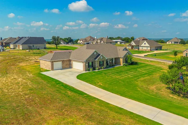 $3,000 | 105 Kathy Stephens Avenue, Springtown, TX 76082