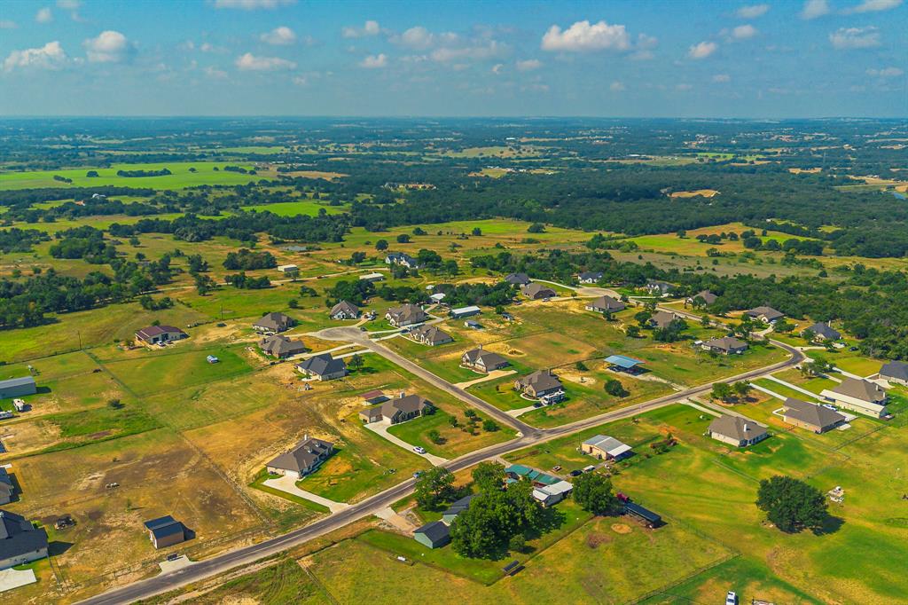 105 Kathy Stephens Avenue Springtown, TX 76082 - Photo 5 of 40 a view of a city
