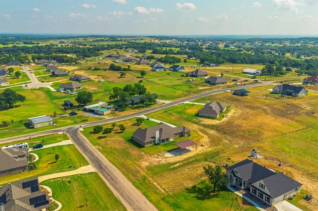 $3,000 | 105 Kathy Stephens Avenue, Springtown, TX 76082