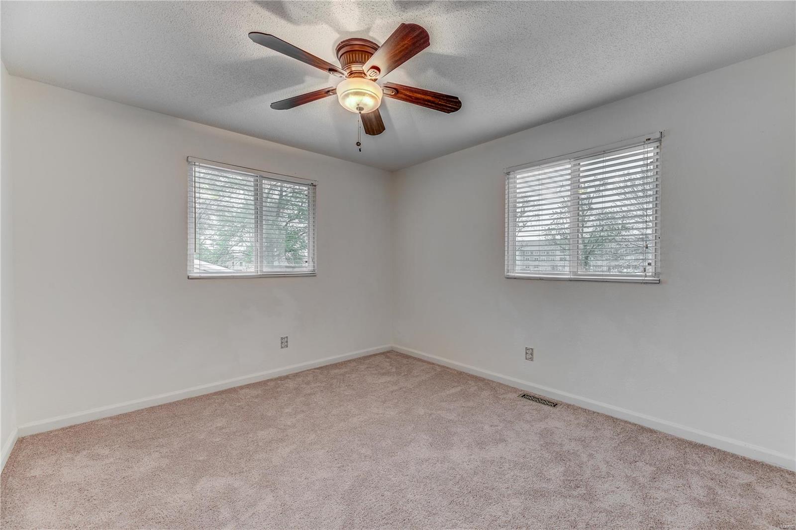 48 Country Hill Road St. Peters, MO 63376 - Photo 14 of 20 Gallery Image 14
