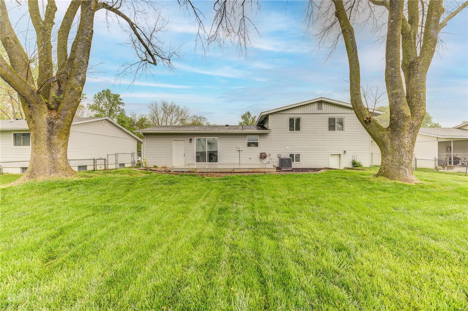 48 Country Hill Road St. Peters, MO 63376 - Photo 18 of 20 Gallery Image 18