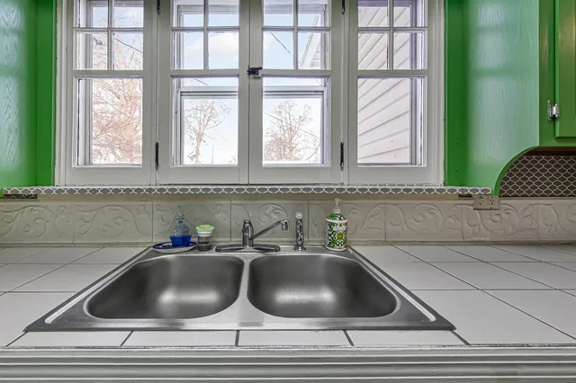 $319,000 | 322 8th Street Northwest, Faribault, MN 55021