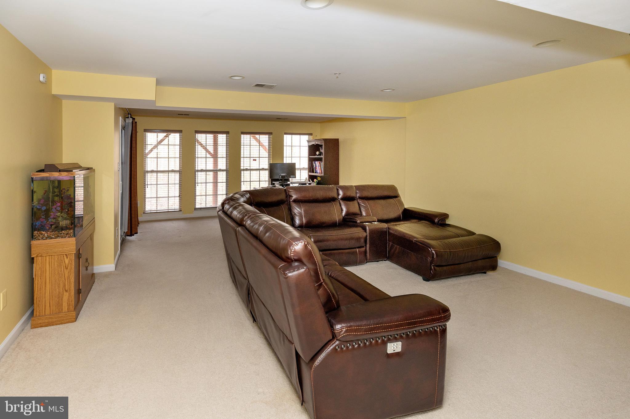 2049 Broadacres Drive Clementon, NJ 08021 - Photo 8 of 40