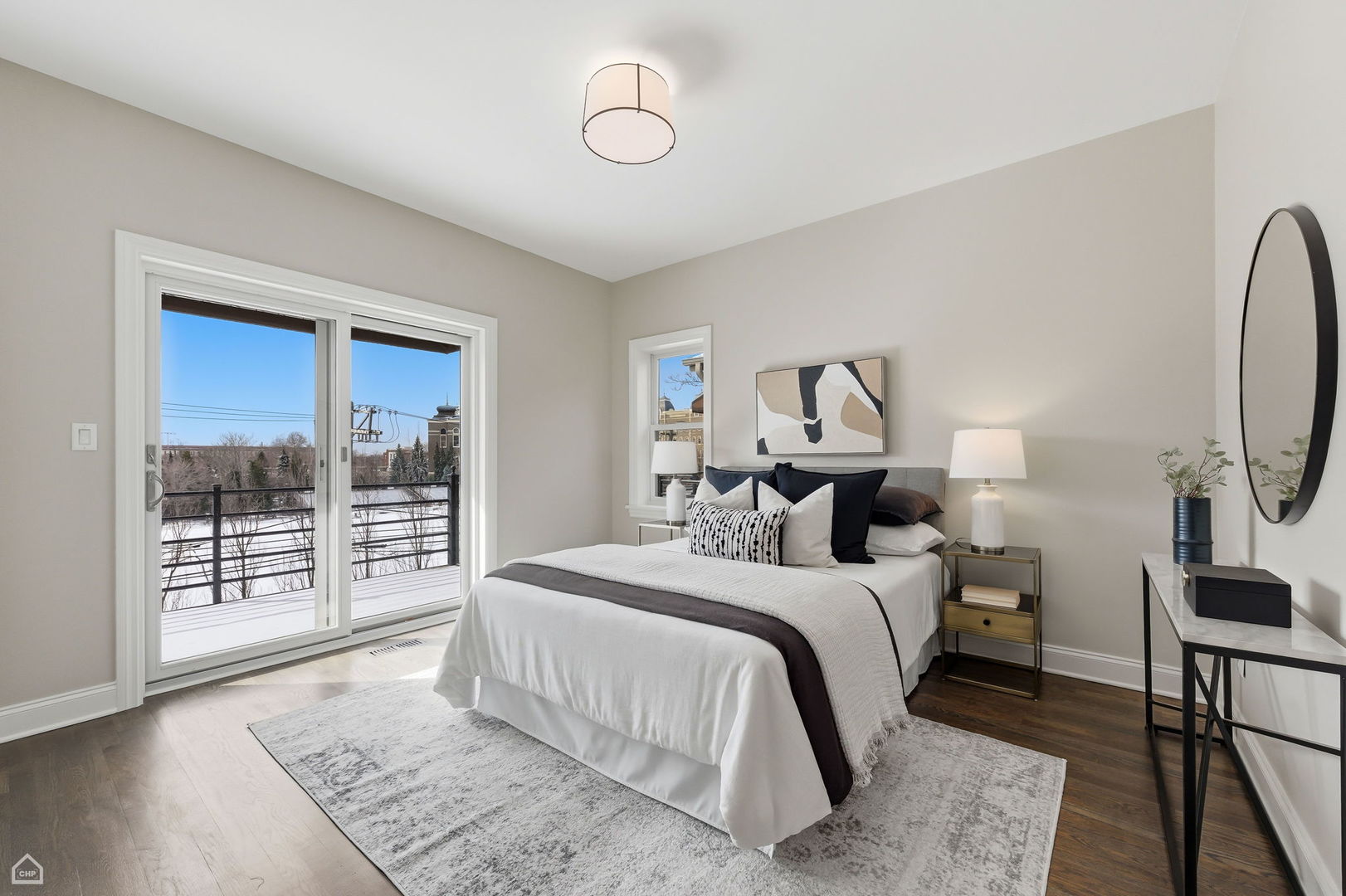 1035 West Taylor Street, Unit 3 Chicago, IL 60607 - Photo 7 of 13 Gallery Image 7