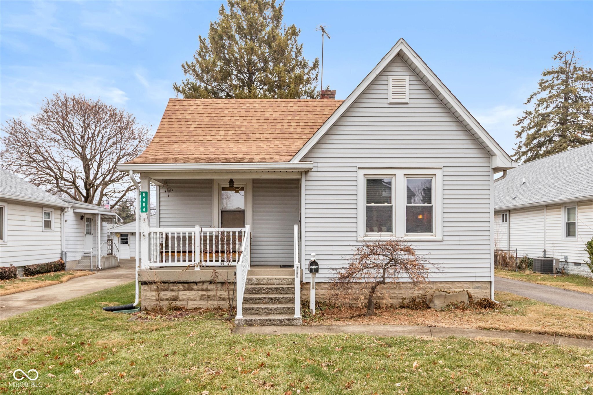 5404 Speedway Drive Speedway, IN 46224 - Photo 1 of 16