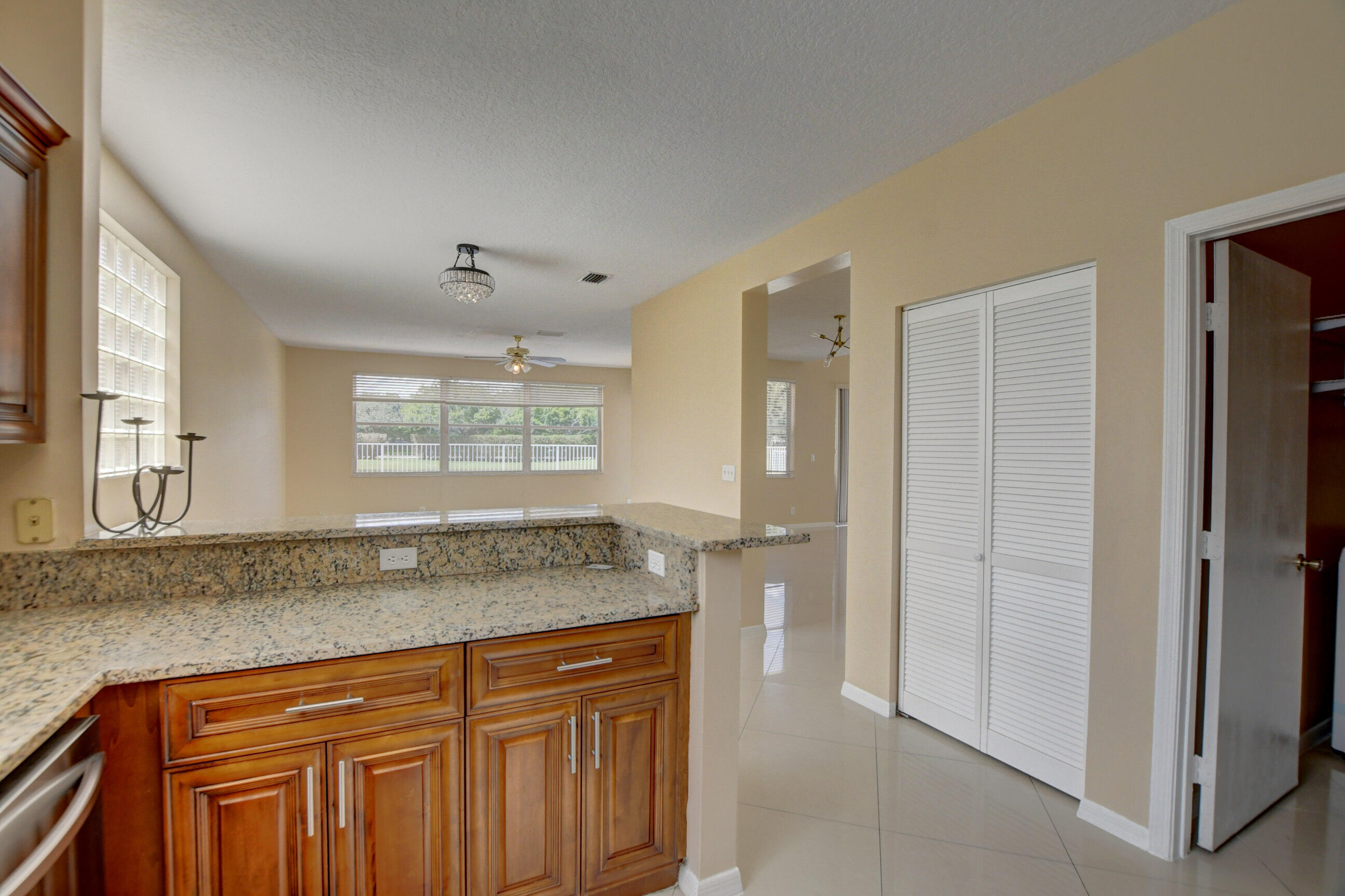 11073 Harbour Springs Circle Boca Raton, FL 33428 - Photo 38 of 75 20_ebf_0911_2_3_4_5