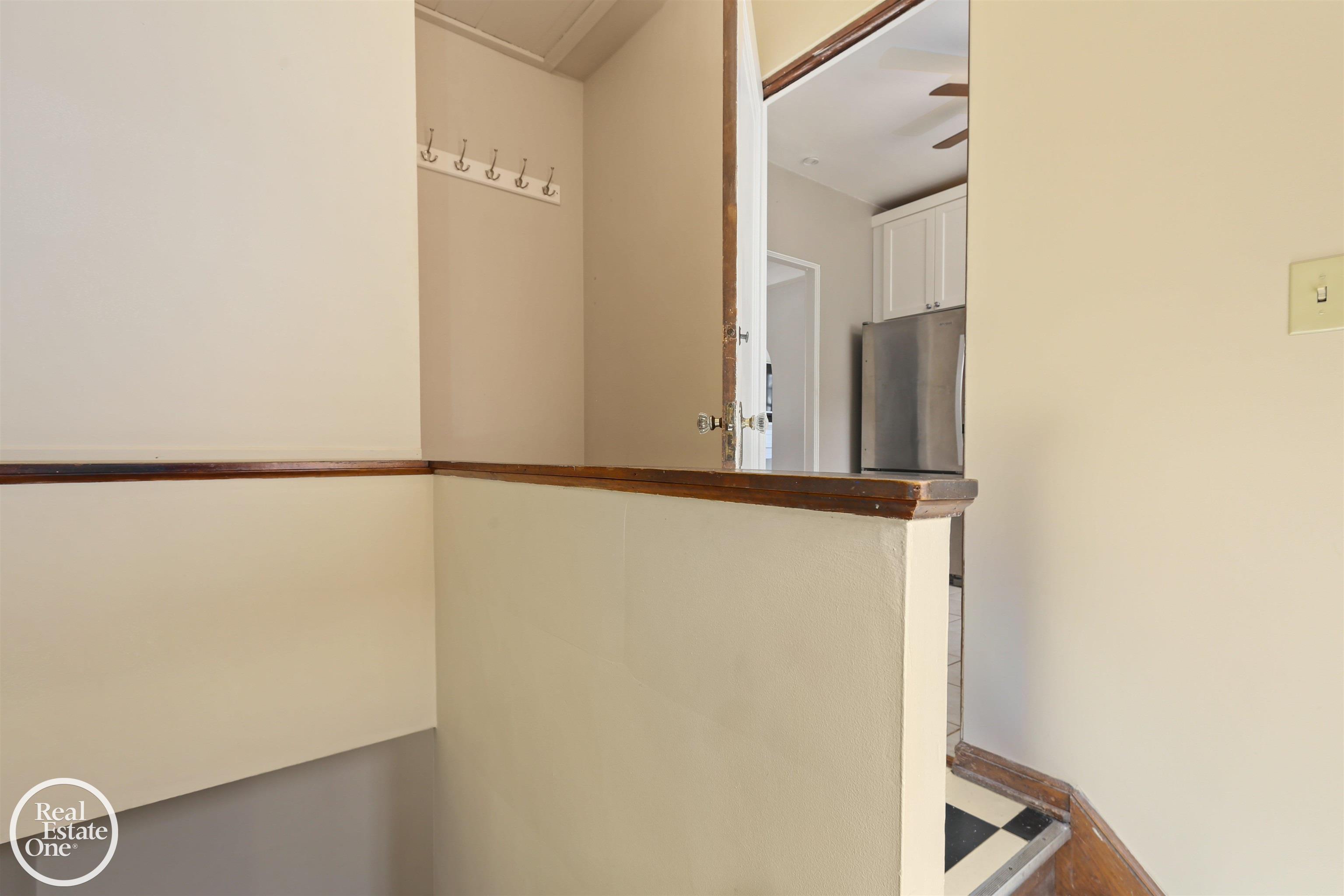 897 Rivard Boulevard Grosse Pointe, MI 48230 - Photo 39 of 42 50212858-388a660e-364d-49ed-be0f-bebde9aba4b8.JPG