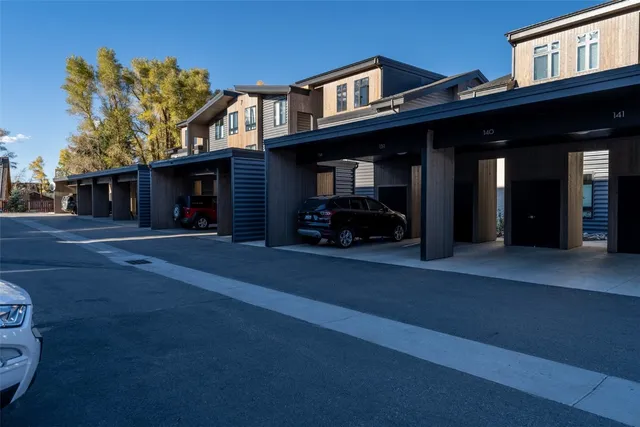 $985,000 | 930 Blue River Parkway, Unit 714, Silverthorne, CO 80498