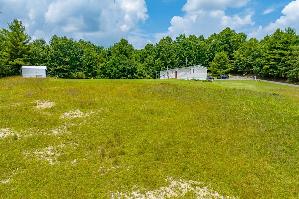 1099 Pine Mountain Road Independence, VA 24348 - Photo 54 of 61 Gallery Image 54